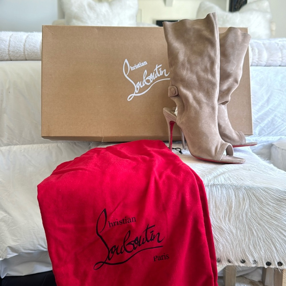 Christian Louboutin size 38